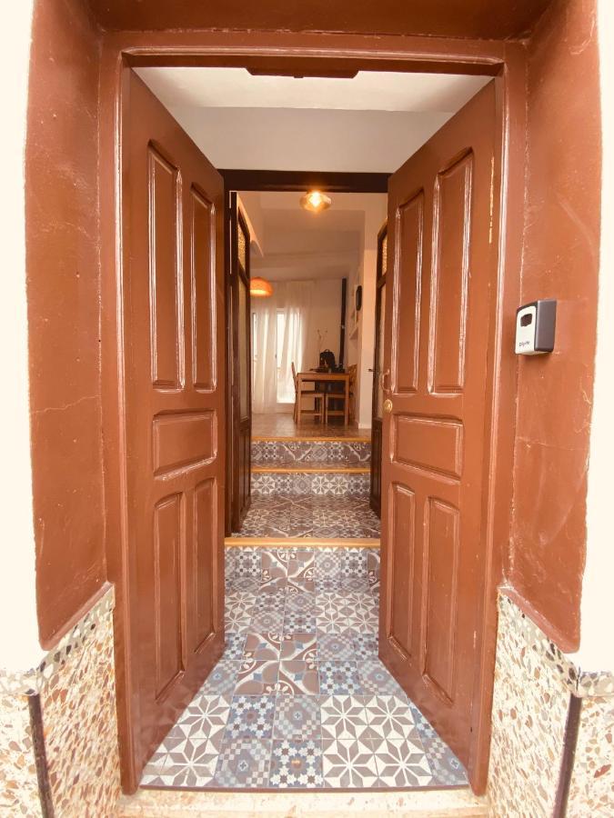 Casa Las Gardenias Setenil De Las Bodegas Luaran gambar