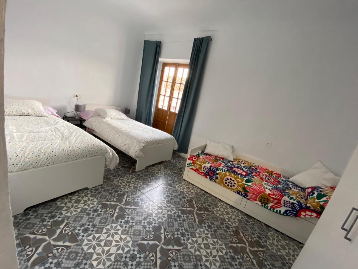 Casa Las Gardenias Setenil De Las Bodegas Luaran gambar